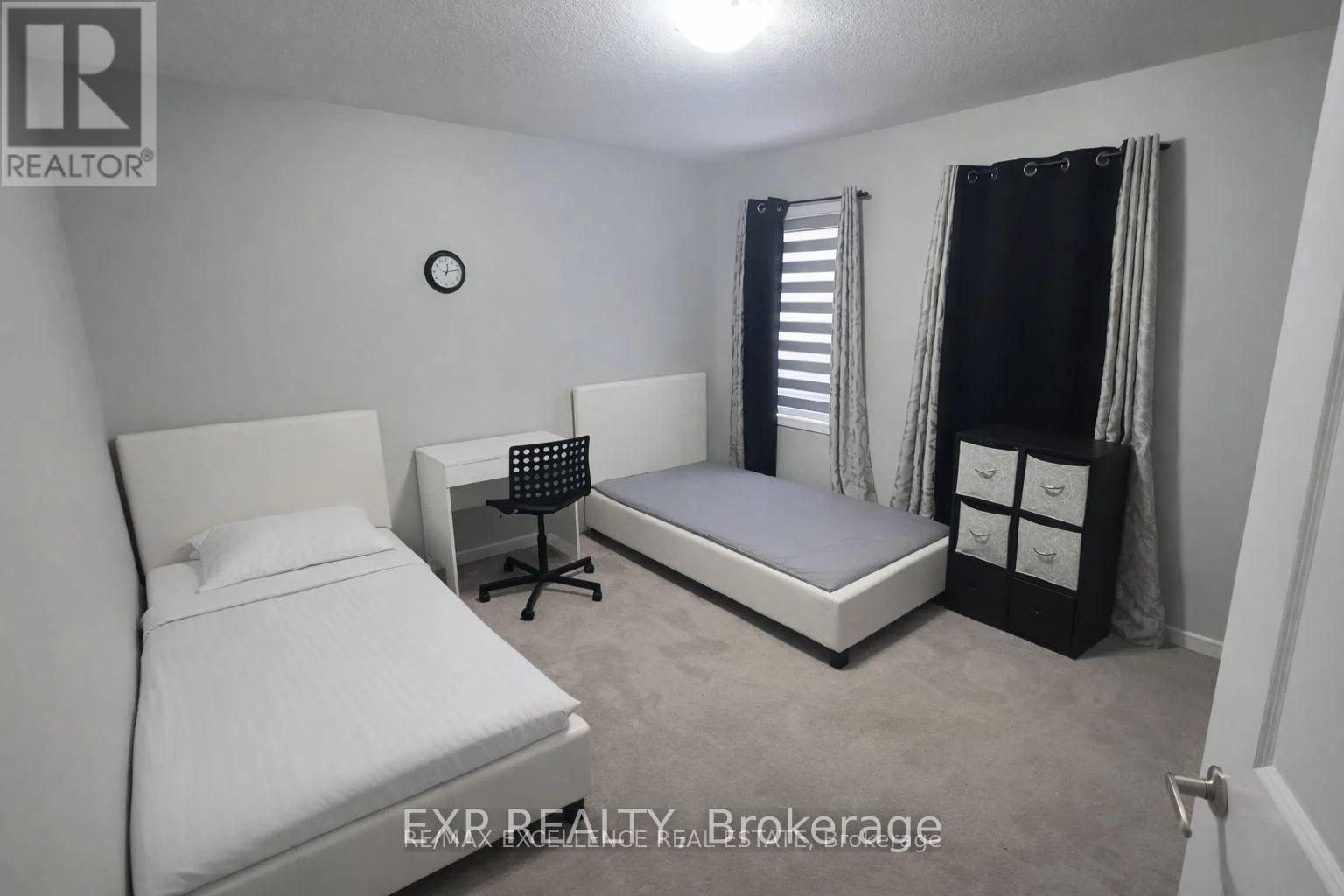 (Upper) - 45 Queen Mary Boulevard, Hamilton, Ontario  L8J 0M4 - Photo 13 - X12859284