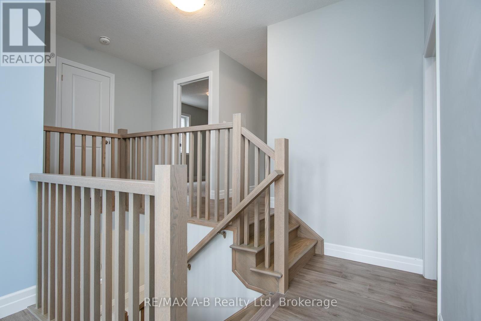 45 Robertson Drive, Stratford, Ontario  N5A 0J6 - Photo 20 - X12859364