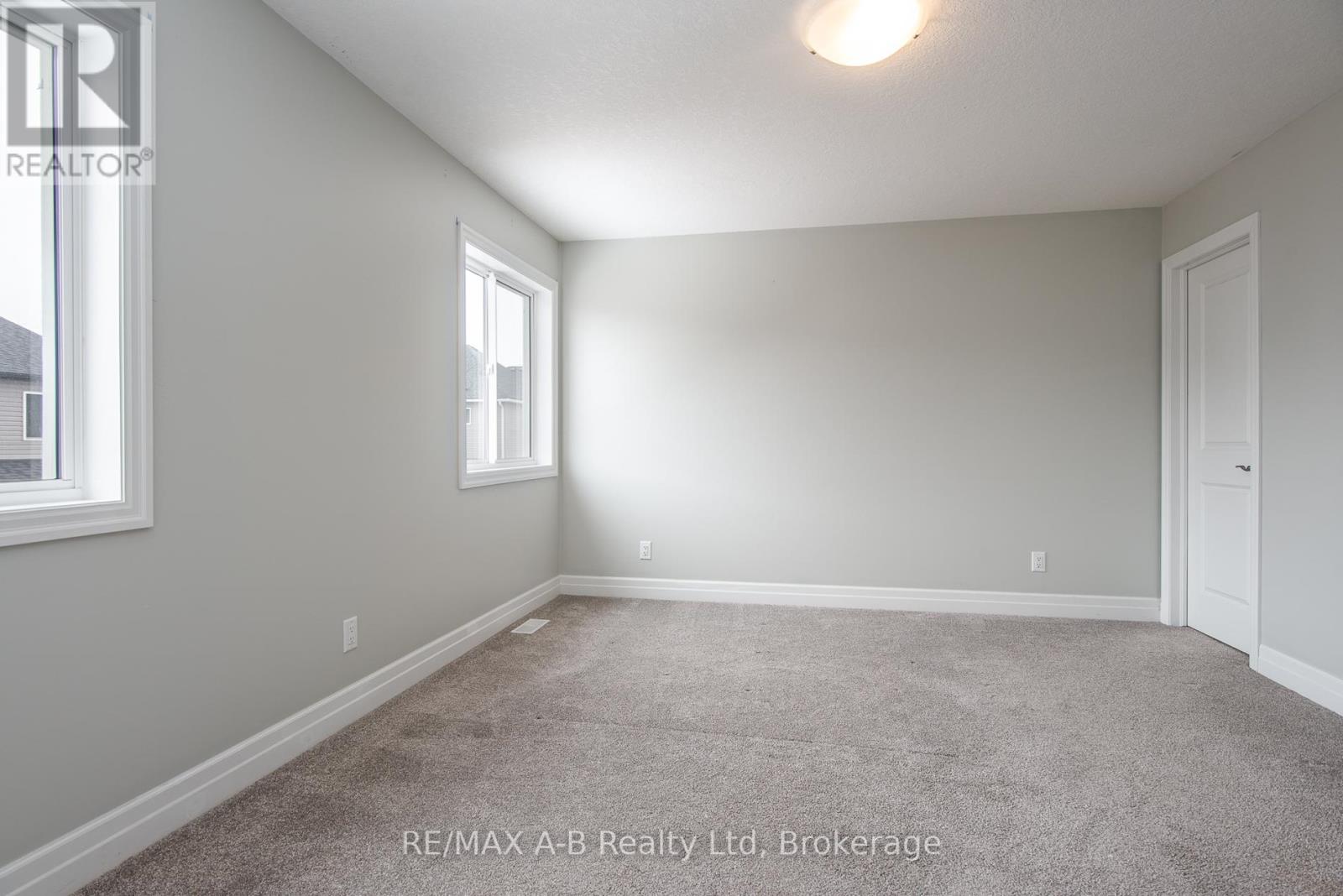 45 Robertson Drive, Stratford, Ontario  N5A 0J6 - Photo 31 - X12859364