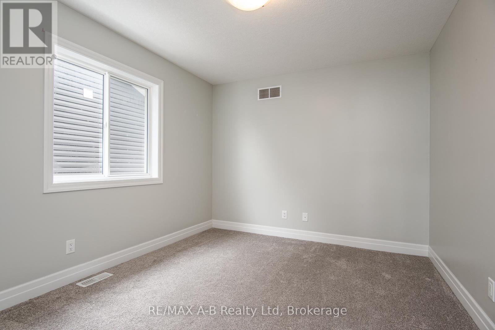 45 Robertson Drive, Stratford, Ontario  N5A 0J6 - Photo 34 - X12859364