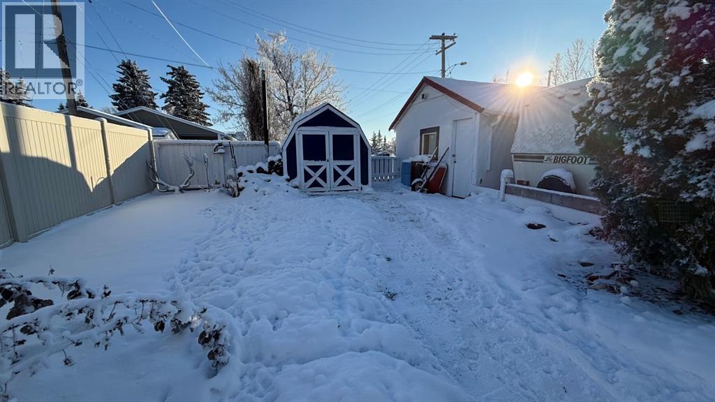 319 5 Avenue W, Hanna, Alberta  T0J 1P0 - Photo 38 - A2273514