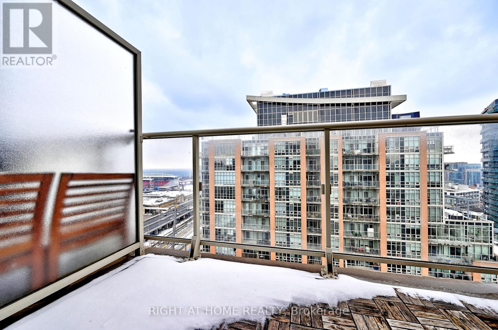 2306 - 65 East Liberty Street, Toronto, Ontario  M6K 3R2 - Photo 4 - C12859350