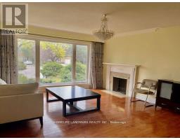 ROOM 2 - 26 MANORCREST DRIVE, Toronto, Ontario