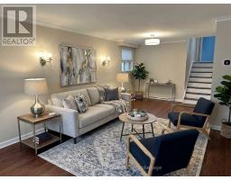 UPPER - 40 BELLBURY CRESCENT, Toronto, Ontario