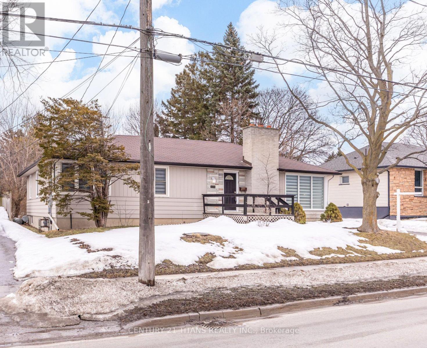 405 Anderson Street, Whitby, Ontario  L1N 3V8 - Photo 2 - E12859354