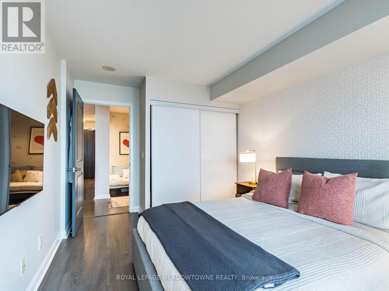 #1808 - 1 Michael Power Place, Toronto, Ontario  M9A 0A1 - Photo 15 - W12857998