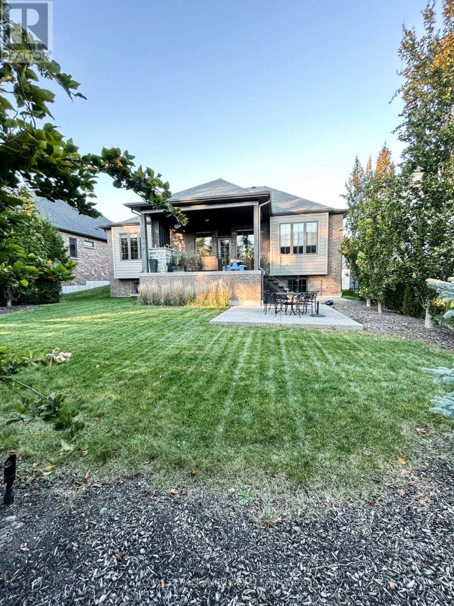 61 Philmori Boulevard, Pelham, Ontario  L3E 0S5 - Photo 44 - X12859380