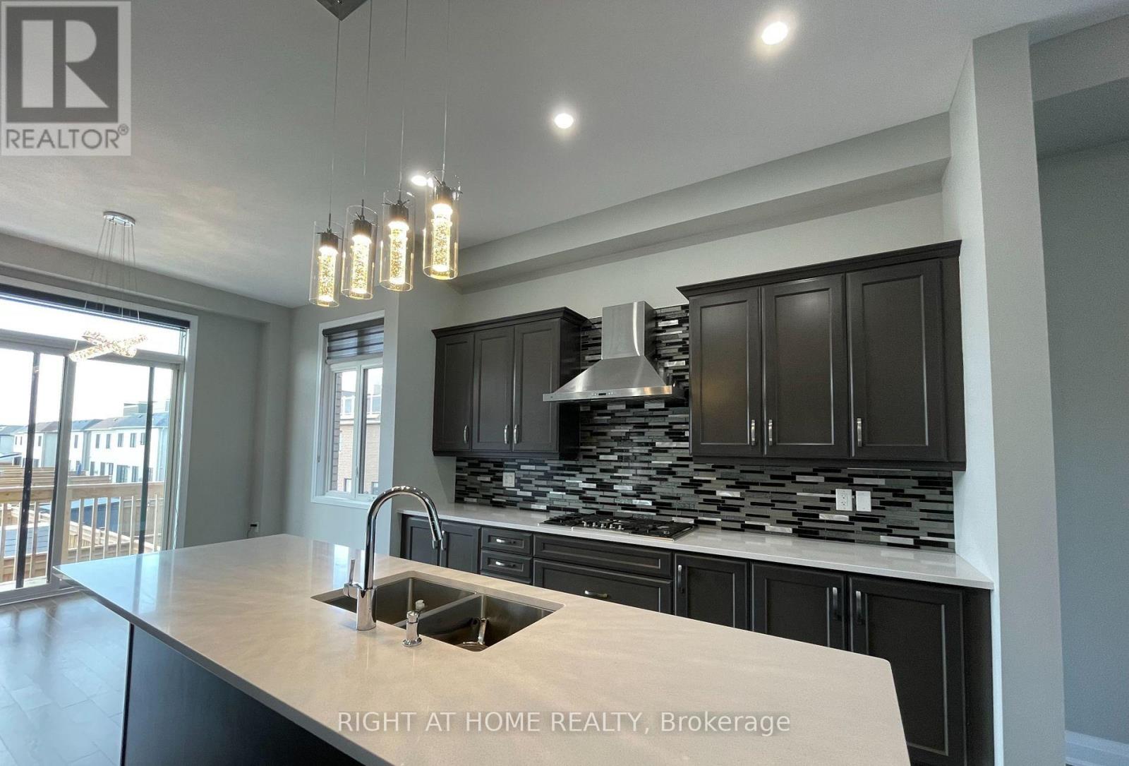 215 Port Darlington Road, Clarington, Ontario  L1C 4A7 - Photo 27 - E12851952