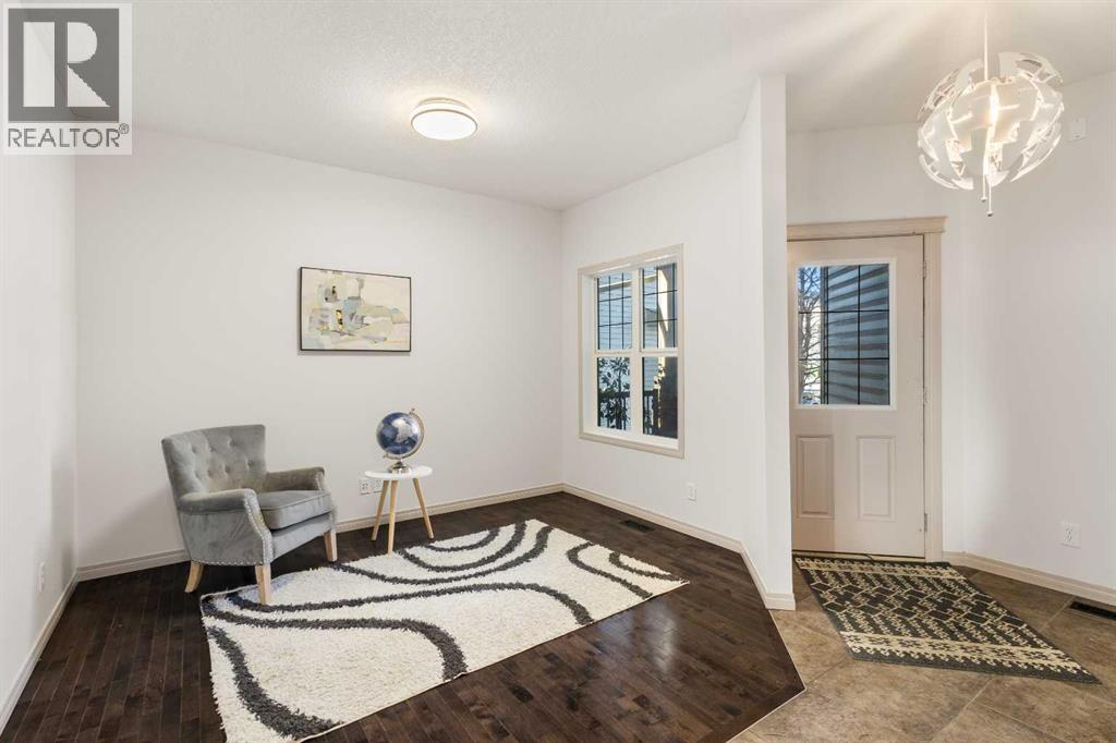 21 Panamount Row Nw, Calgary, Alberta T3K 0C6 - Photo 5 - A2275676