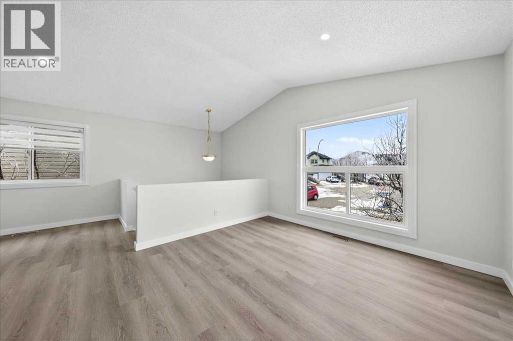 246 Martinvalley Mews Ne, Calgary, Alberta T3J 4W3 - Photo 11 - A2291059