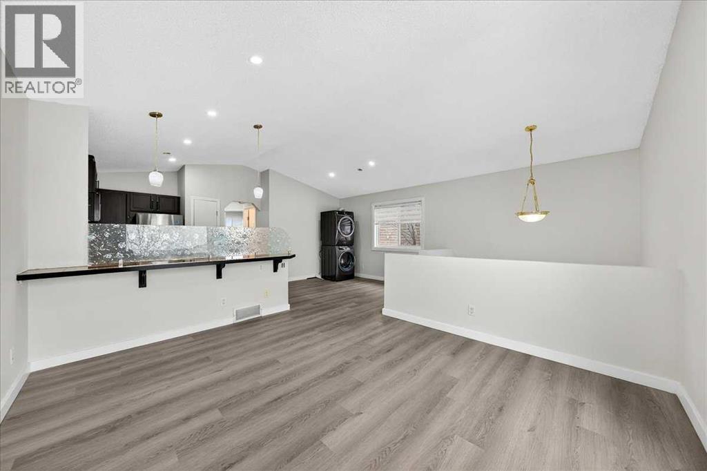 246 Martinvalley Mews Ne, Calgary, Alberta T3J 4W3 - Photo 12 - A2291059