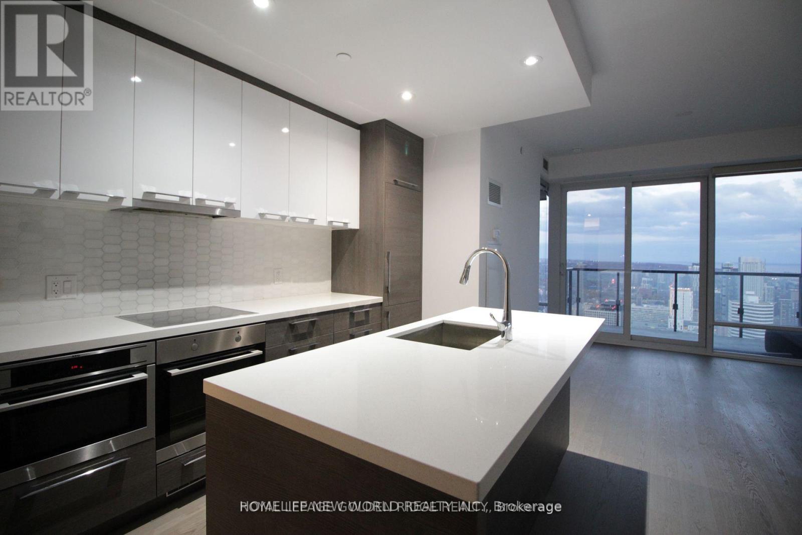 4503 - 488 University Avenue, Toronto (University), Ontario  M5G 0C1 - Photo 12 - C12859400