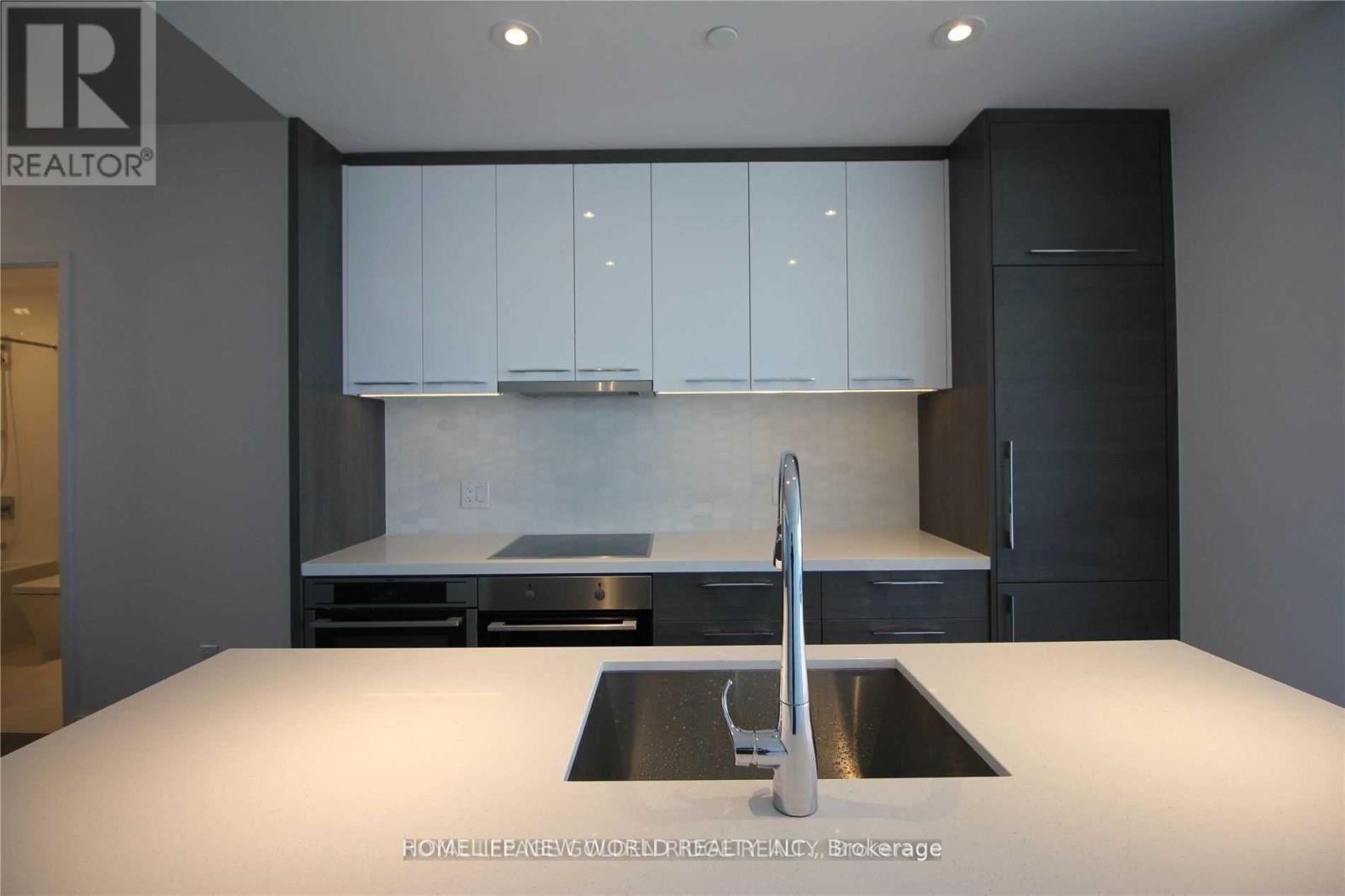 4503 - 488 University Avenue, Toronto (University), Ontario  M5G 0C1 - Photo 18 - C12859400