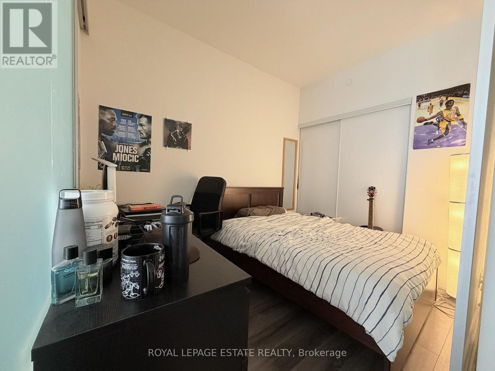 1409 - 20 Edward Street, Toronto (Bay Street Corridor), Ontario  M5G 0C5 - Photo 12 - C12859414