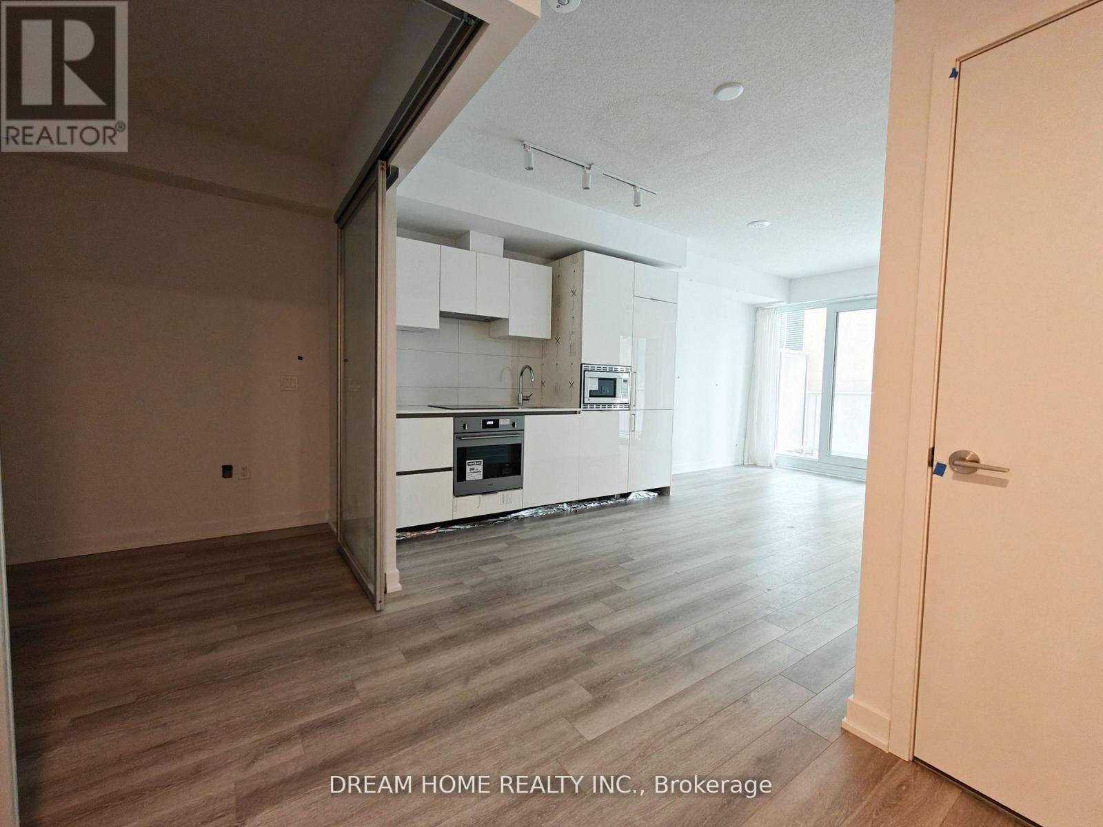 829 - 230 Simcoe Street, Toronto (Kensington-Chinatown), Ontario  M5T 0G7 - Photo 10 - C12859434