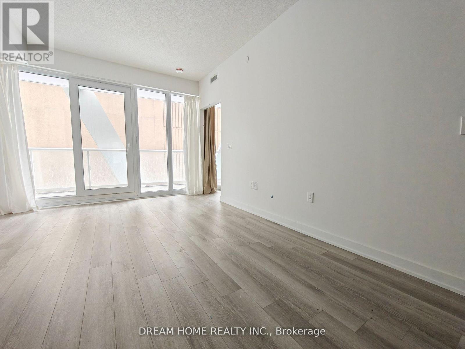 829 - 230 Simcoe Street, Toronto (Kensington-Chinatown), Ontario  M5T 0G7 - Photo 13 - C12859434