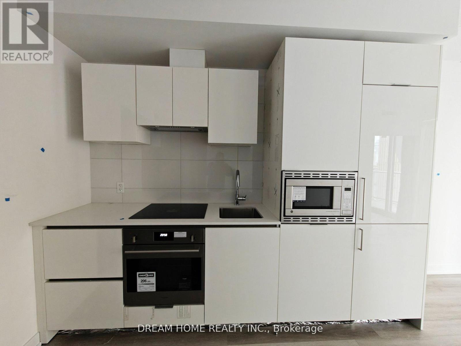 829 - 230 Simcoe Street, Toronto (Kensington-Chinatown), Ontario  M5T 0G7 - Photo 17 - C12859434