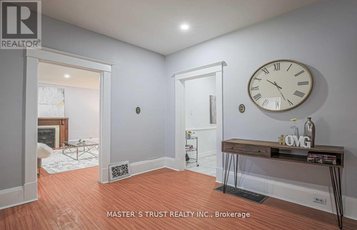 2668 Midland Avenue, Toronto (Agincourt South-Malvern West), Ontario  M1S 1R7 - Photo 3 - E12859388