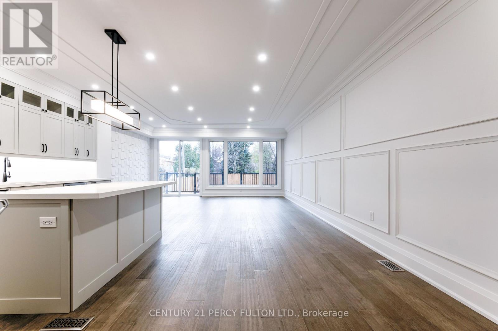 195 Danforth Road, Toronto (Oakridge), Ontario  M1L 3X1 - Photo 11 - E12859418