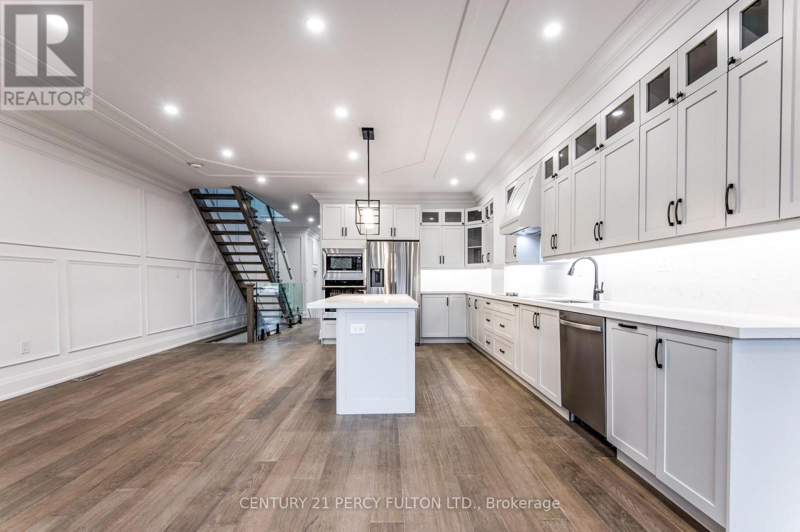 195 Danforth Road, Toronto (Oakridge), Ontario  M1L 3X1 - Photo 15 - E12859418