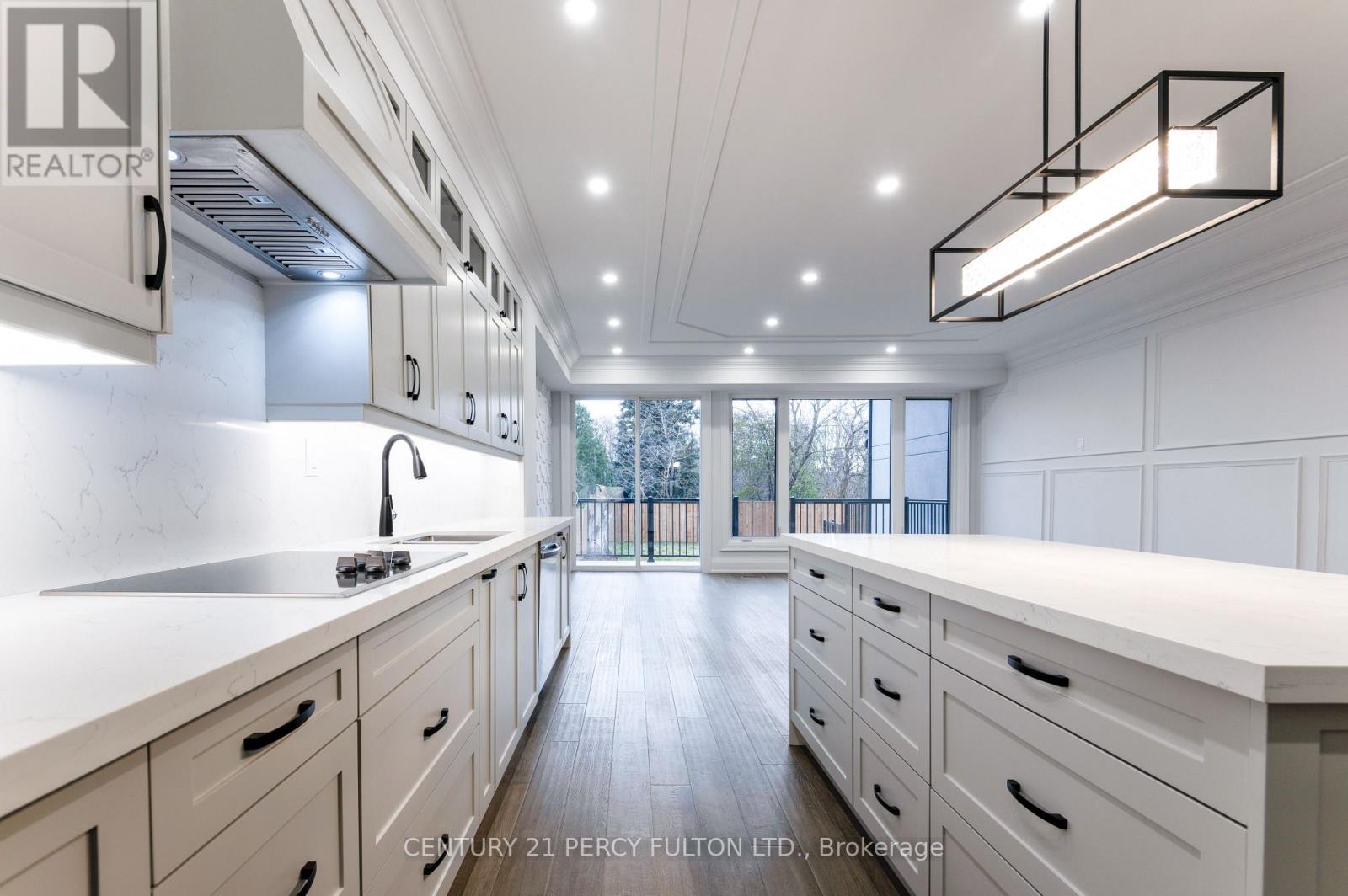 195 Danforth Road, Toronto (Oakridge), Ontario  M1L 3X1 - Photo 16 - E12859418