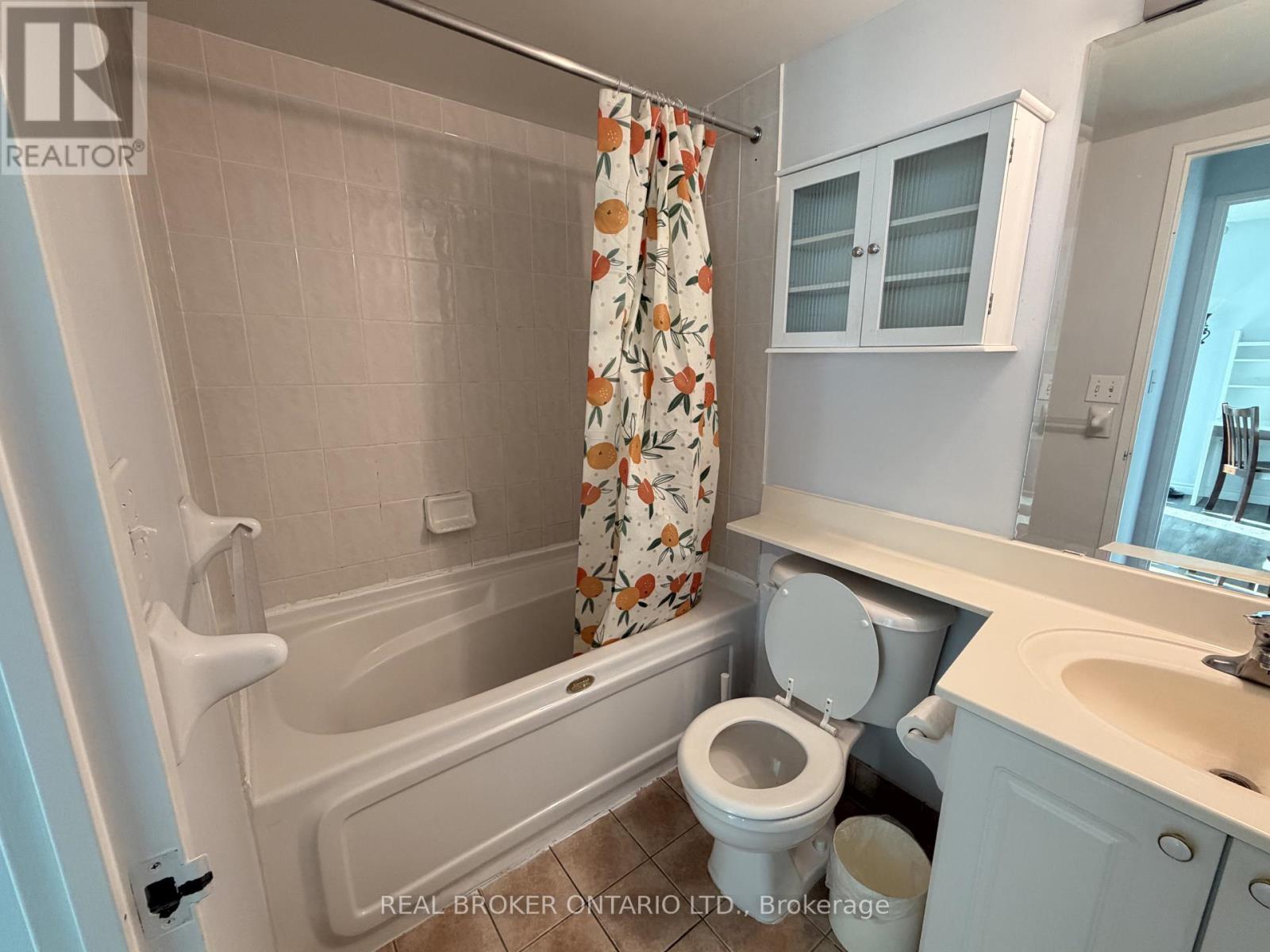 1210 - 1 Lee Centre Drive, Toronto (Woburn), Ontario  M1H 3J2 - Photo 10 - E12859424