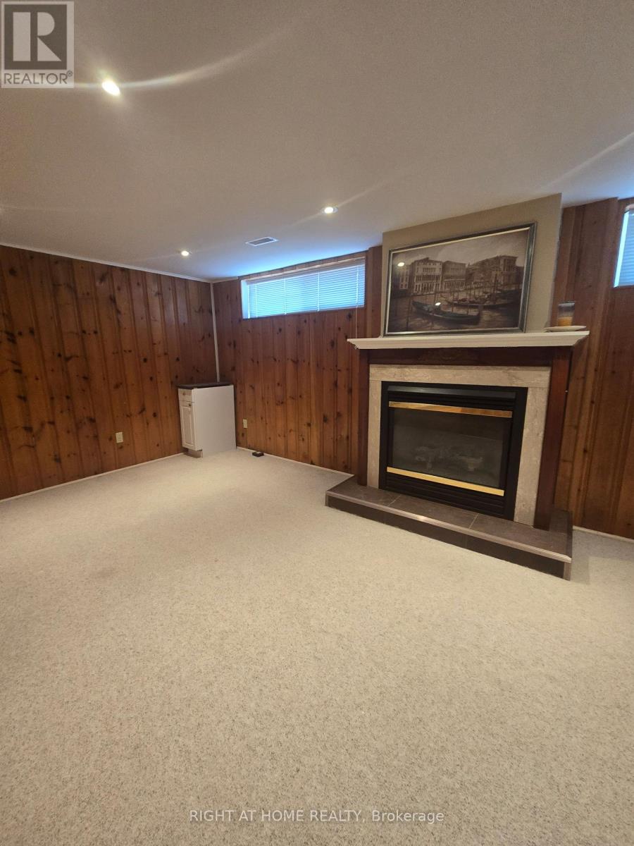 35 Hathway Drive, Toronto (Bendale), Ontario  M1P 4L6 - Photo 12 - E12859426