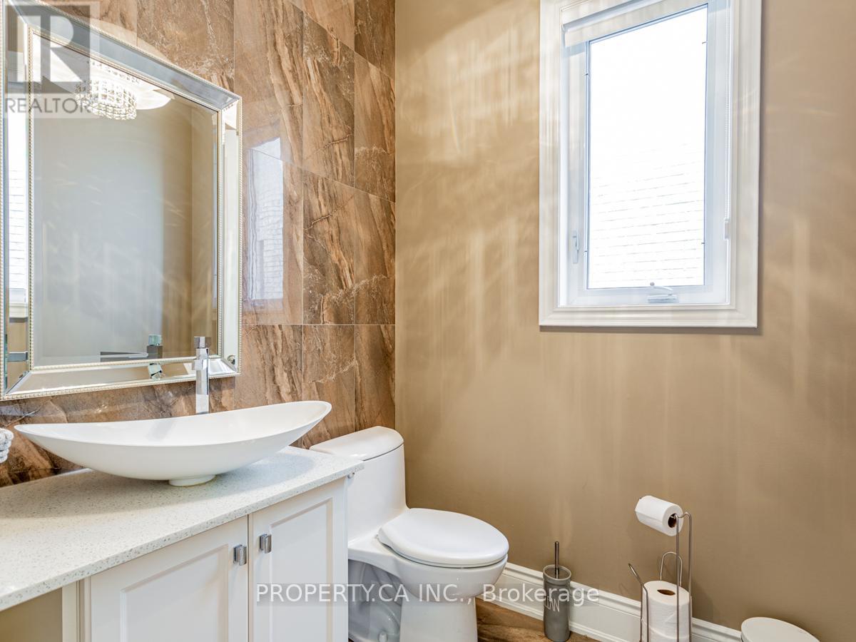 45 Marbrook Street, Richmond Hill (Mill Pond), Ontario  L4C 0Y9 - Photo 14 - N12859390