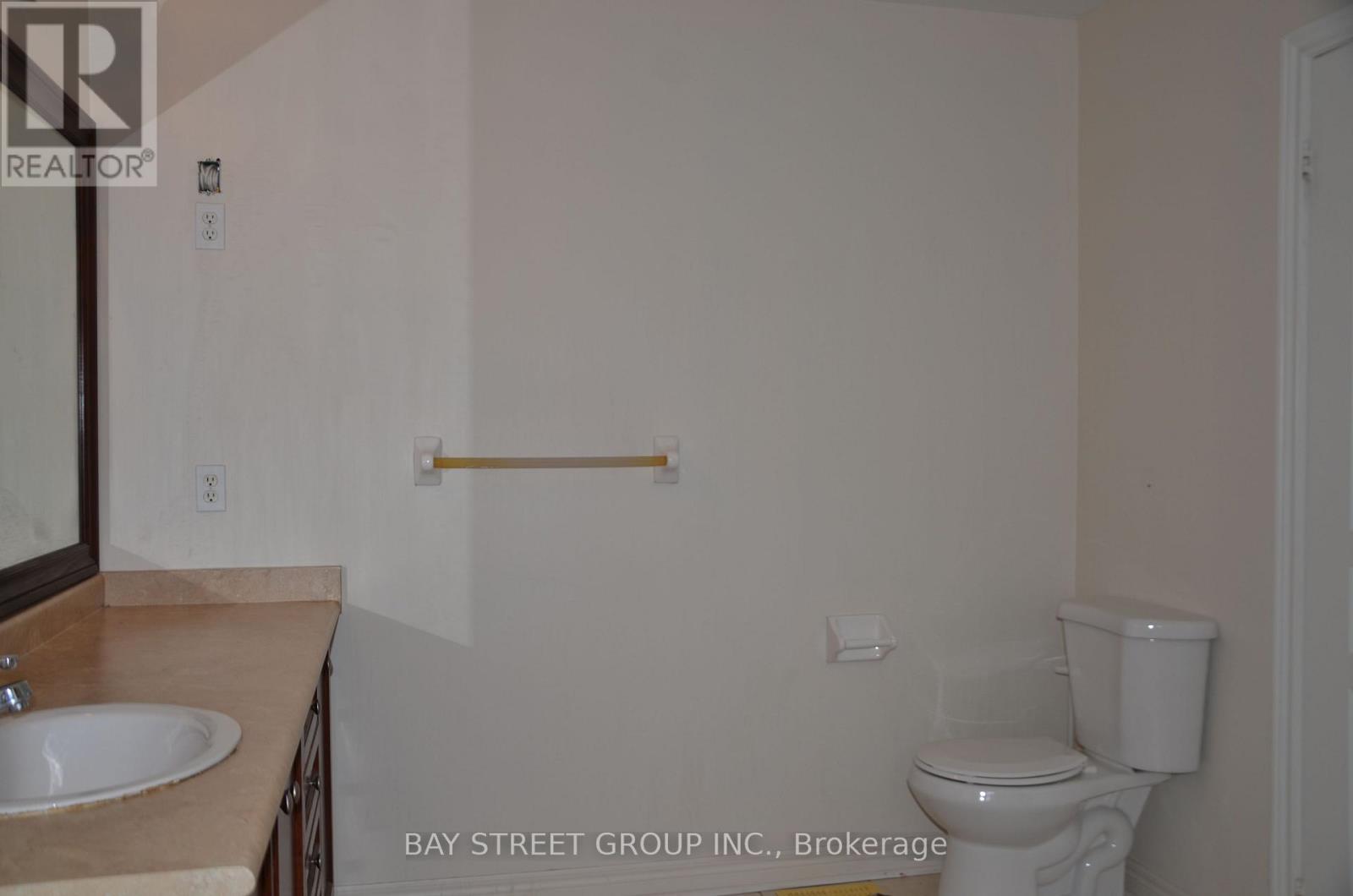 27 Wilcliff Court, Markham (Greensborough), Ontario  L6E 2E5 - Photo 19 - N12859396