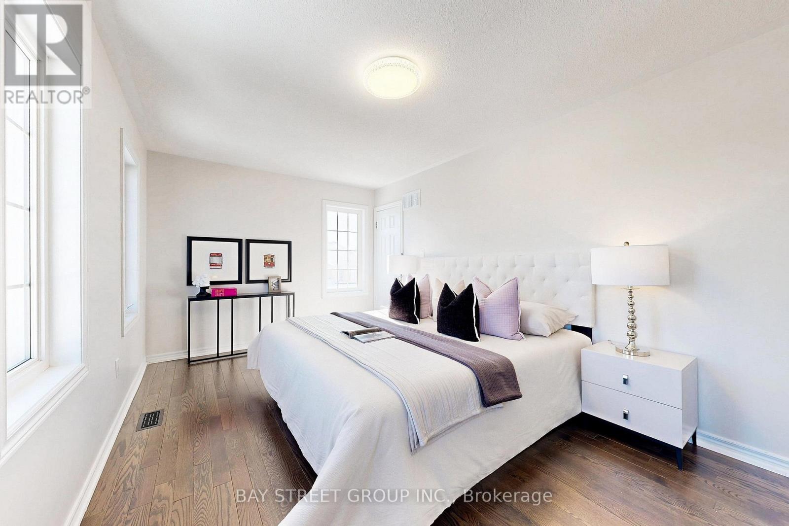 2 Limelight Street, Richmond Hill (Jefferson), Ontario  L4E 0P9 - Photo 35 - N12859404