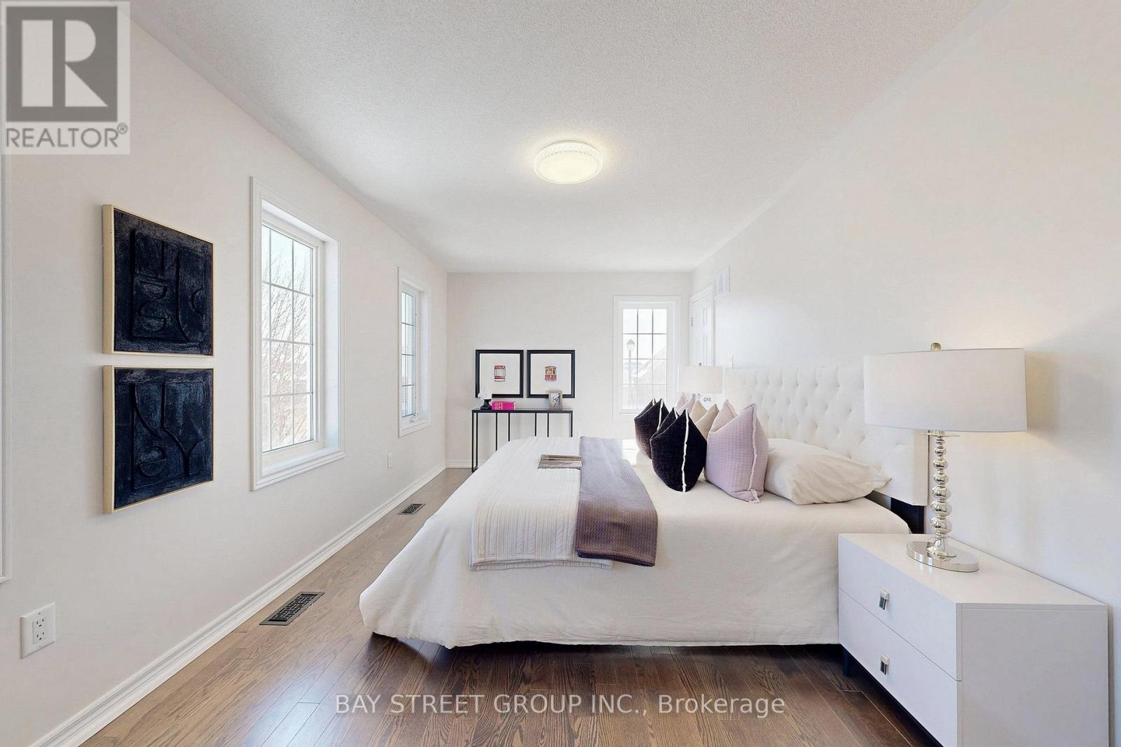 2 Limelight Street, Richmond Hill (Jefferson), Ontario  L4E 0P9 - Photo 37 - N12859404