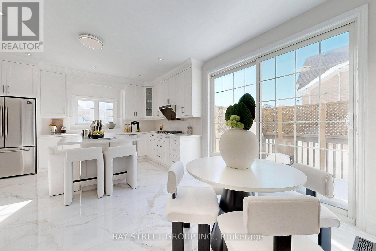 2 Limelight Street, Richmond Hill (Jefferson), Ontario  L4E 0P9 - Photo 5 - N12859404