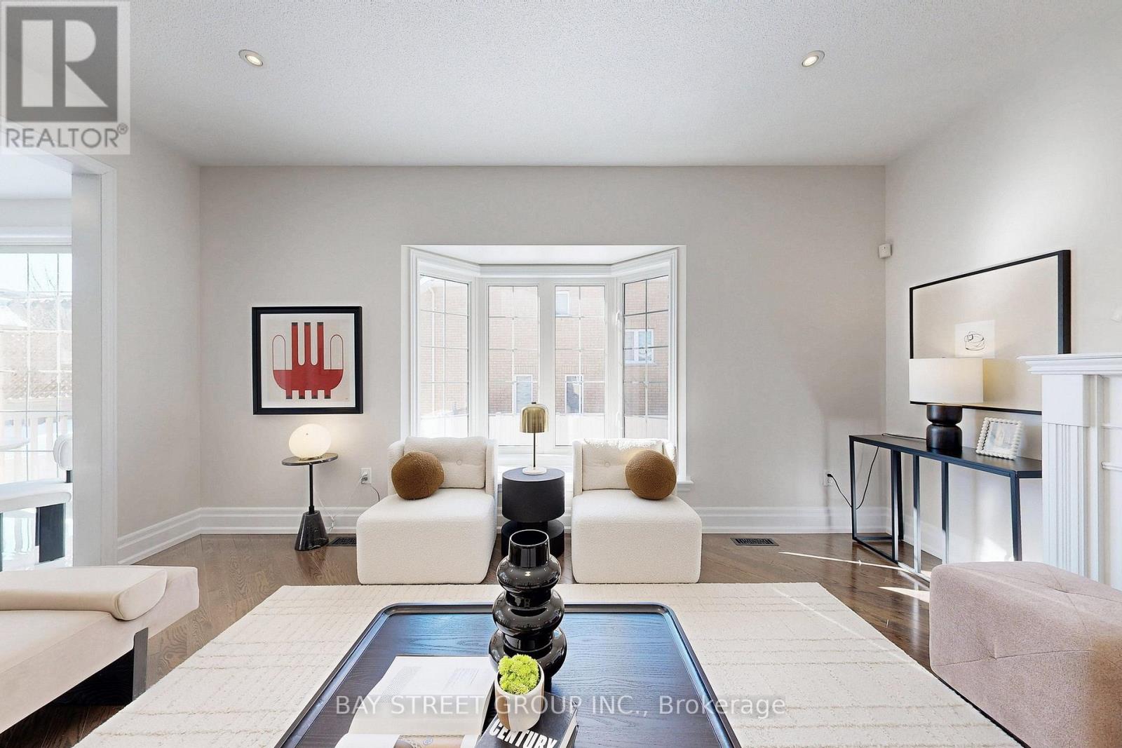 2 Limelight Street, Richmond Hill (Jefferson), Ontario  L4E 0P9 - Photo 8 - N12859404