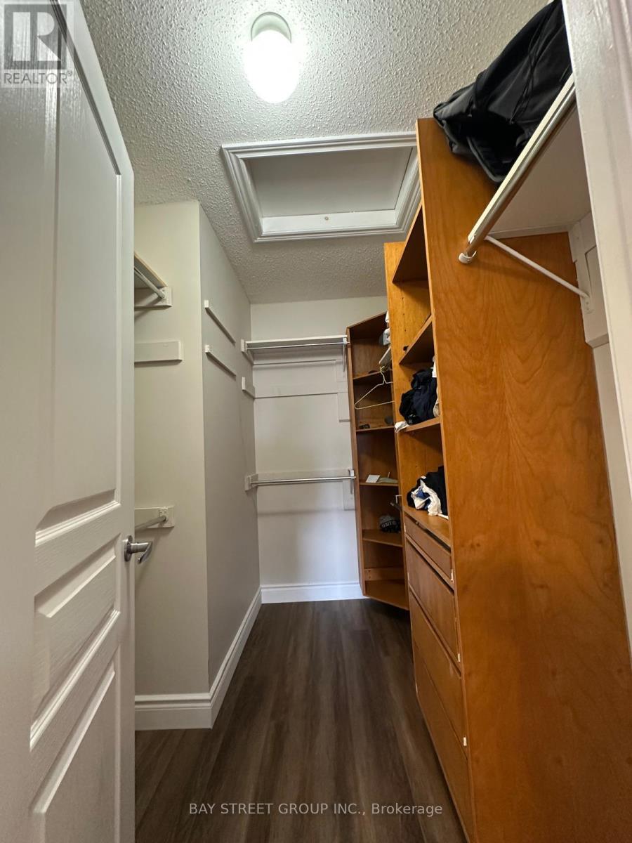 1 Thistle Avenue, Richmond Hill (Jefferson), Ontario  L4E 0B6 - Photo 16 - N12859420