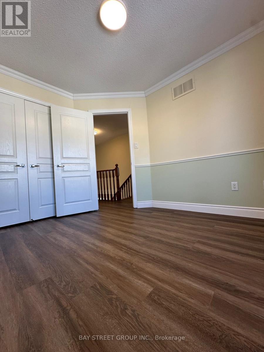 1 Thistle Avenue, Richmond Hill (Jefferson), Ontario  L4E 0B6 - Photo 26 - N12859420