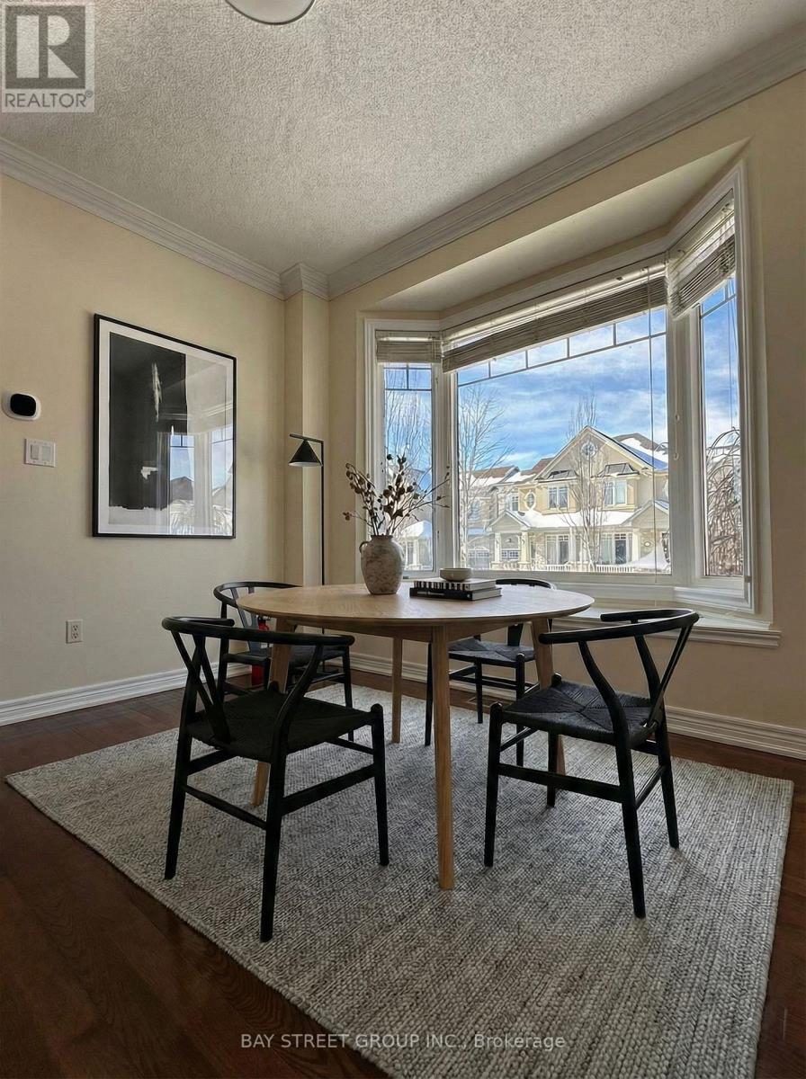 1 Thistle Avenue, Richmond Hill (Jefferson), Ontario  L4E 0B6 - Photo 5 - N12859420