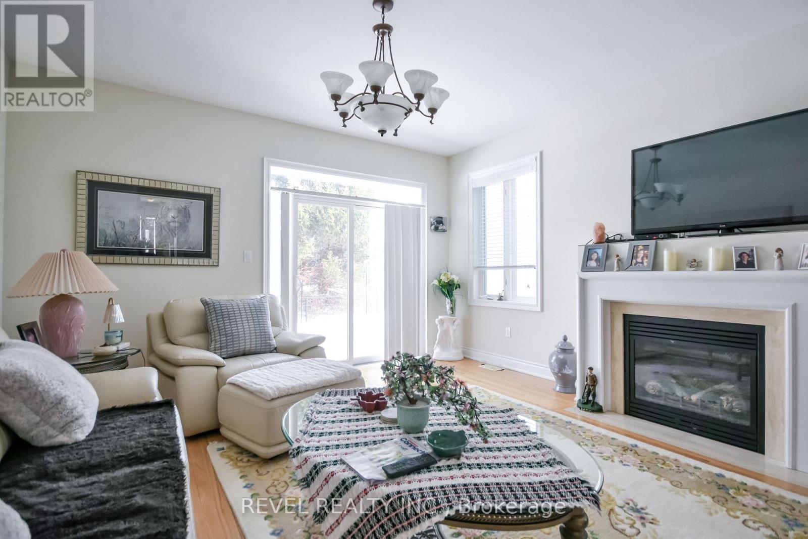 290 Stonebridge Boulevard, Wasaga Beach, Ontario  L9Z 0E7 - Photo 12 - S12859398