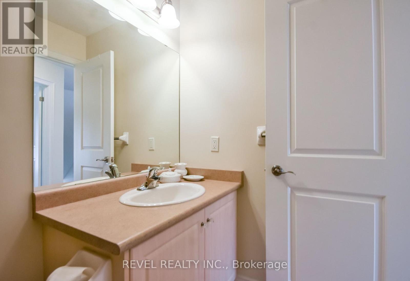 290 Stonebridge Boulevard, Wasaga Beach, Ontario  L9Z 0E7 - Photo 21 - S12859398