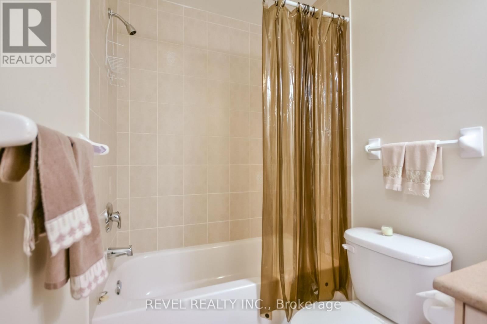 290 Stonebridge Boulevard, Wasaga Beach, Ontario  L9Z 0E7 - Photo 22 - S12859398