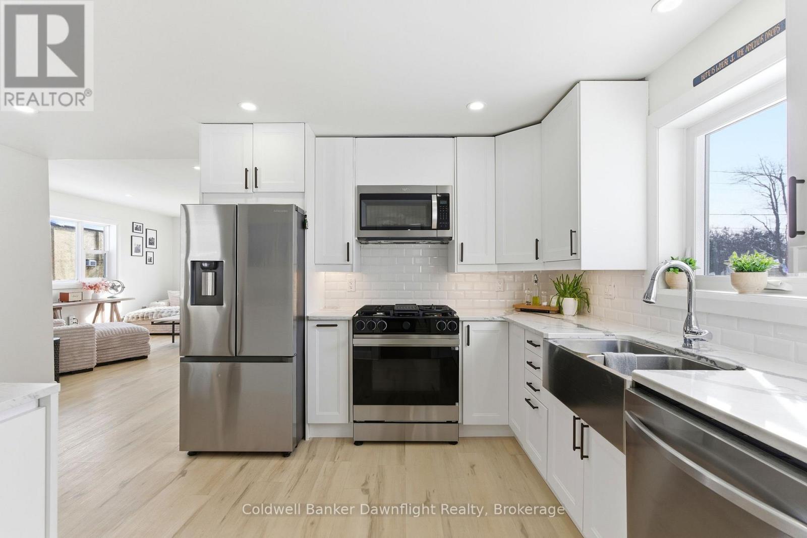 24 Mill Road W, Bluewater, Ontario  N0M 1J0 - Photo 12 - X12832686