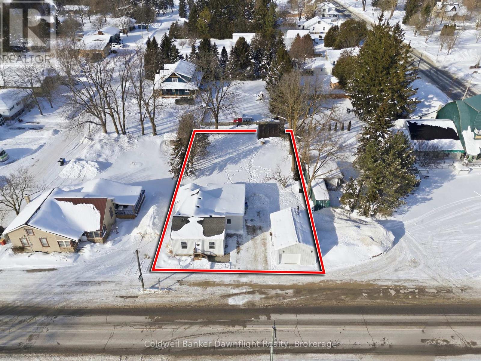 24 Mill Road W, Bluewater, Ontario  N0M 1J0 - Photo 3 - X12832686