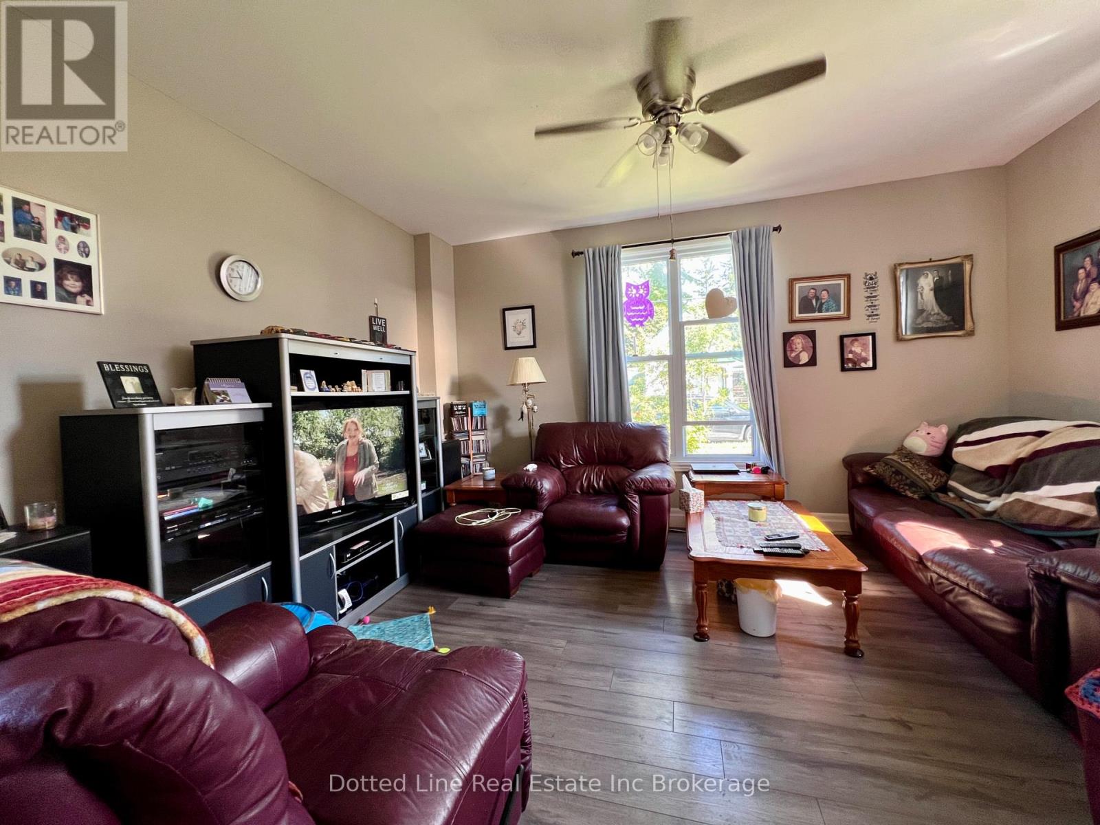 38 Harvey Street, Aylmer, Ontario  N5H 1T1 - Photo 9 - X12362939