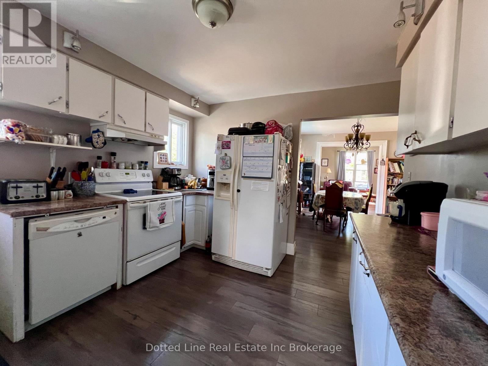 38 Harvey Street, Aylmer, Ontario  N5H 1T1 - Photo 7 - X12362939