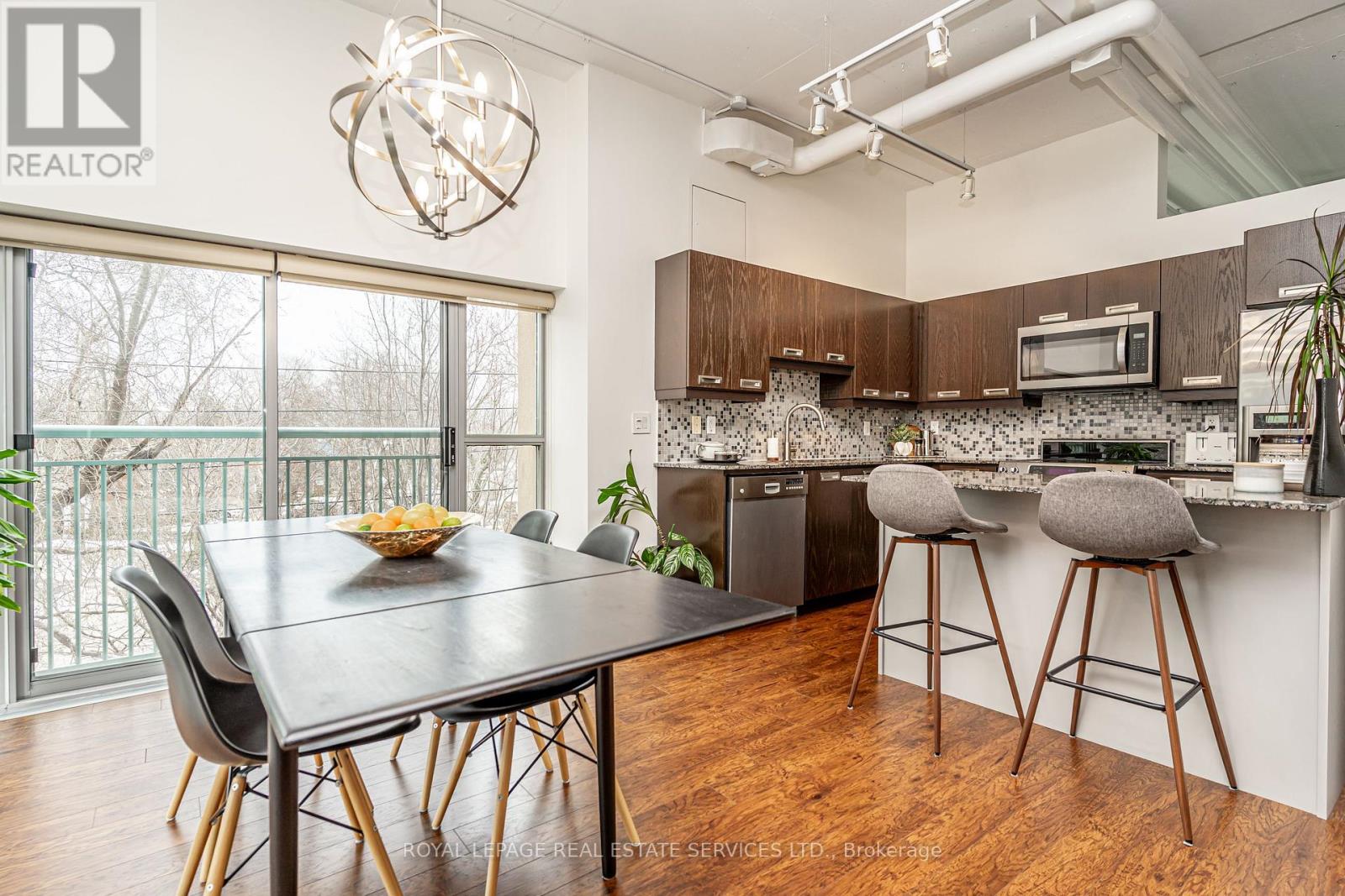 206 - 2 Fieldway Road, Toronto, Ontario  M8Z 0B9 - Photo 11 - W12858488