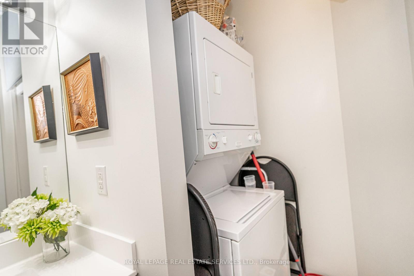 206 - 2 Fieldway Road, Toronto, Ontario  M8Z 0B9 - Photo 24 - W12858488