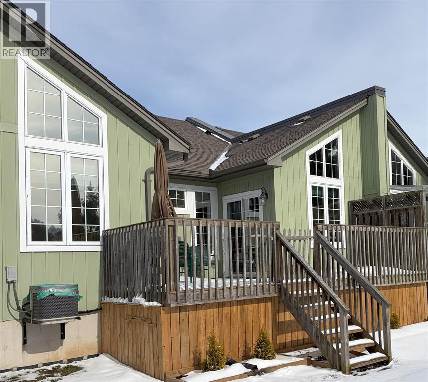 13 Oakwood Links Lane, Grand Bend, Ontario  N0M 1T0 - Photo 2 - 26003669