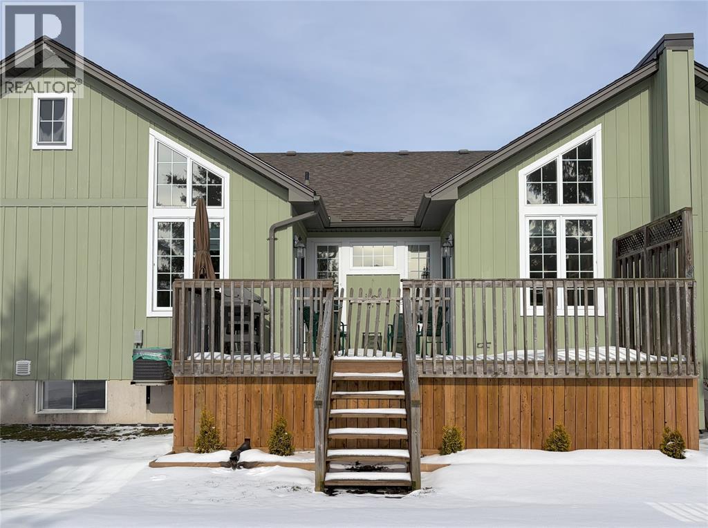 13 Oakwood Links Lane, Grand Bend, Ontario  N0M 1T0 - Photo 31 - 26003669