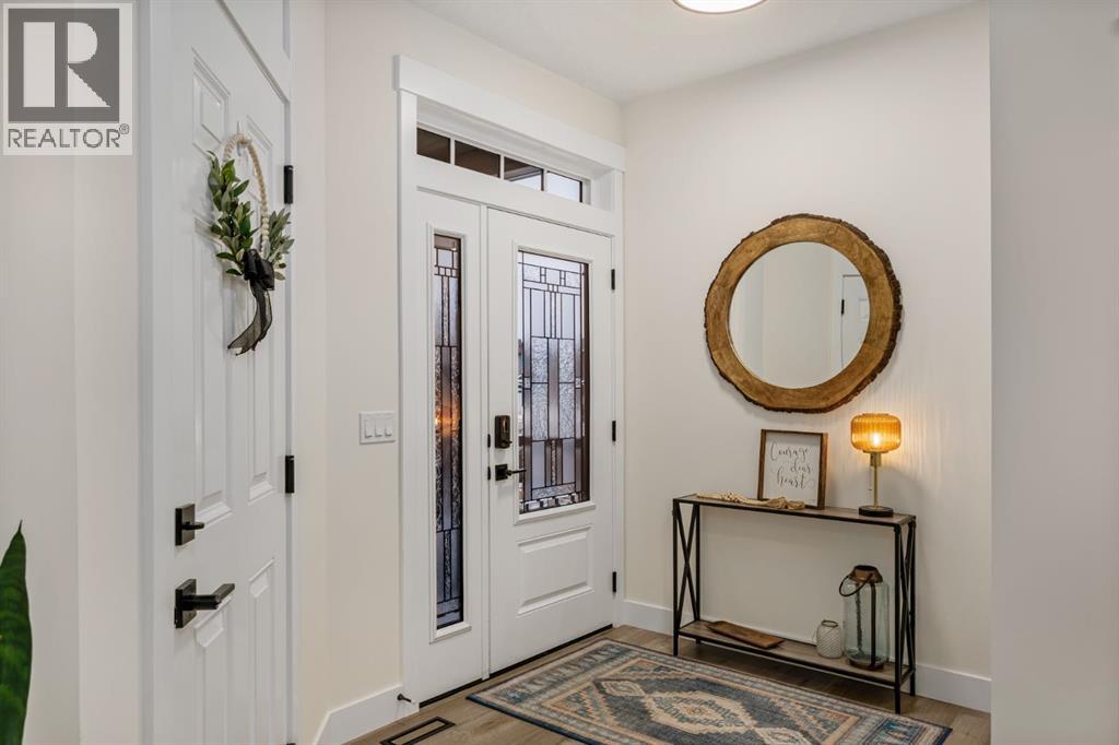 3 Lakewood Mews, Strathmore, Alberta T1P 0G6 - Photo 2 - A2283325