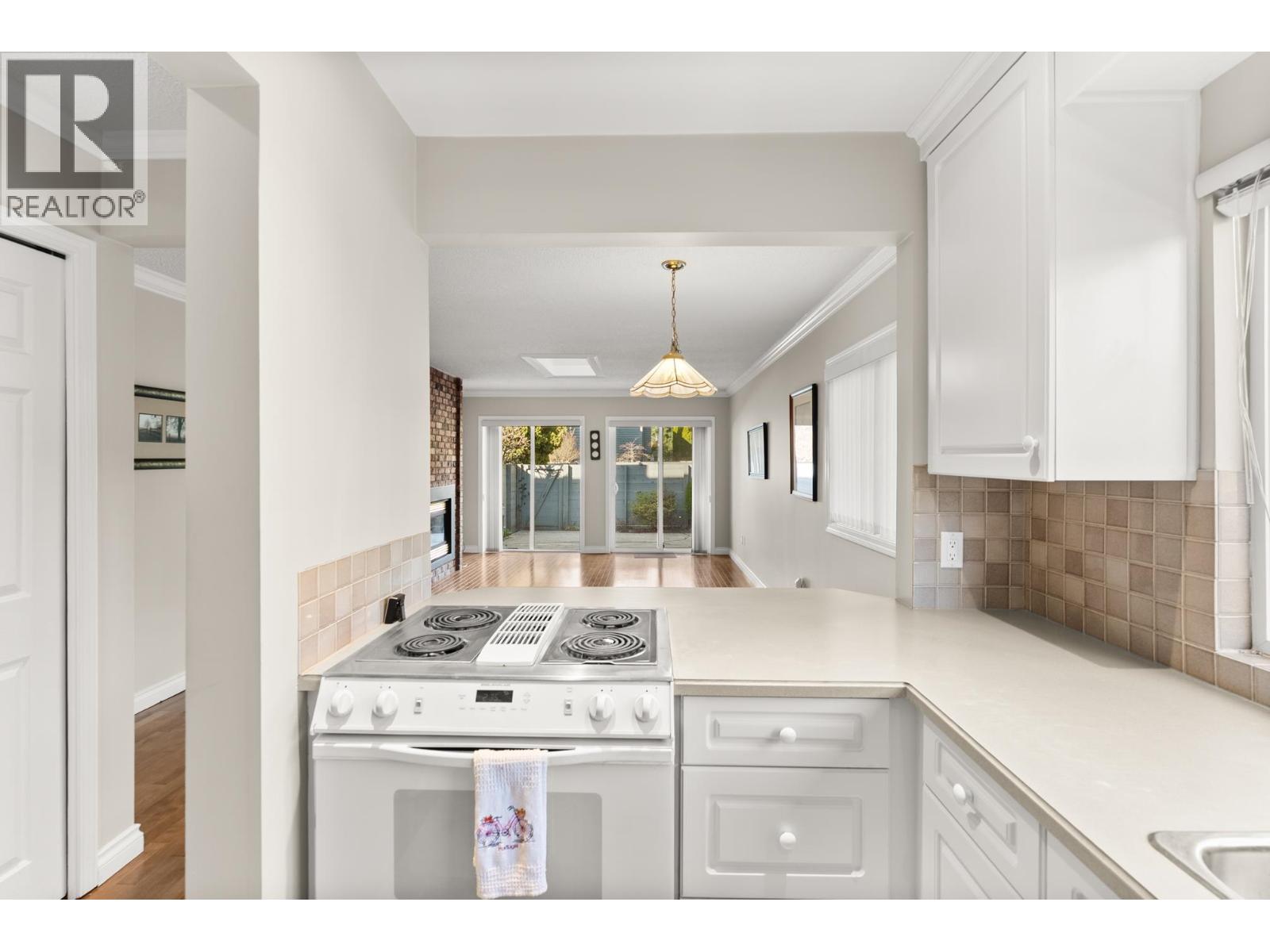 Listing Picture 19 of 39 : 141 3031 WILLIAMS ROAD, Richmond / 烈治文 - 魯藝地產 Yvonne Lu Group - MLS Medallion Club Member