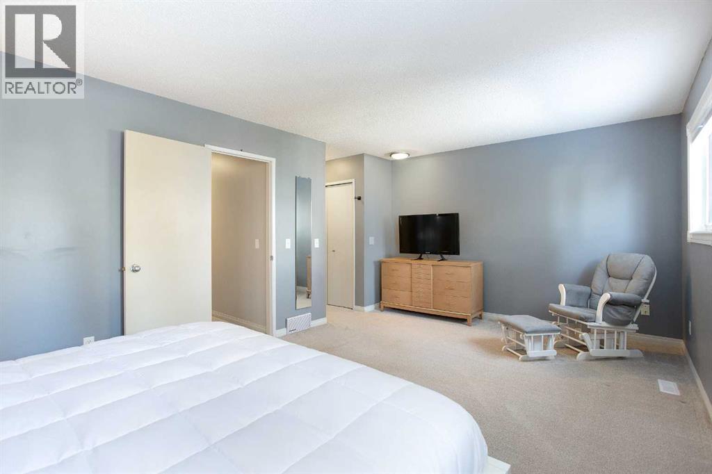 28 Cedardale Road Sw, Calgary, Alberta T2W 5G5 - Photo 16 - A2285629